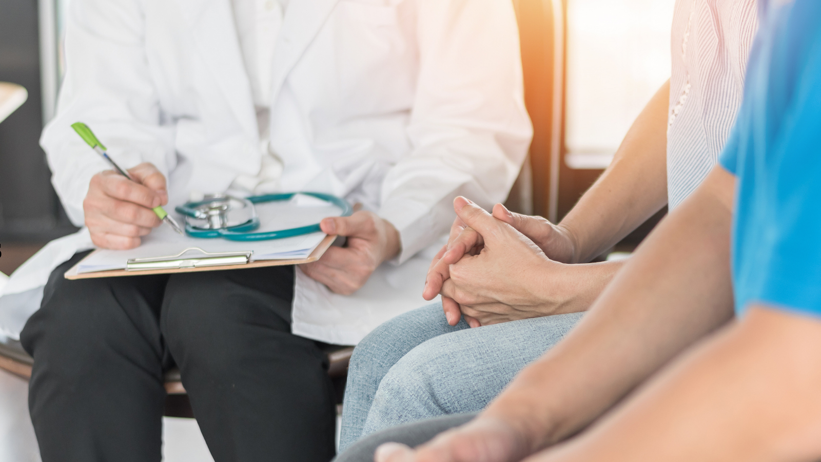 Egg donation in Georgia (Tbilisi) is an IVF option using screened donor eggs to create embryos for transfer. Learn the full donor egg IVF process, timeline for international patients, success factors, and what to expect step by step.